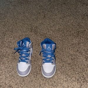 Jordan Kids Sneakers in Blue and White